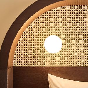Zimmer mit Kingsize-Bett